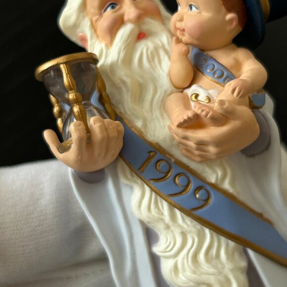 Hallmark Keepsake Ornament 1999 Welcome to 2000 Father Time and Baby New Year - Picture 7 of 16
